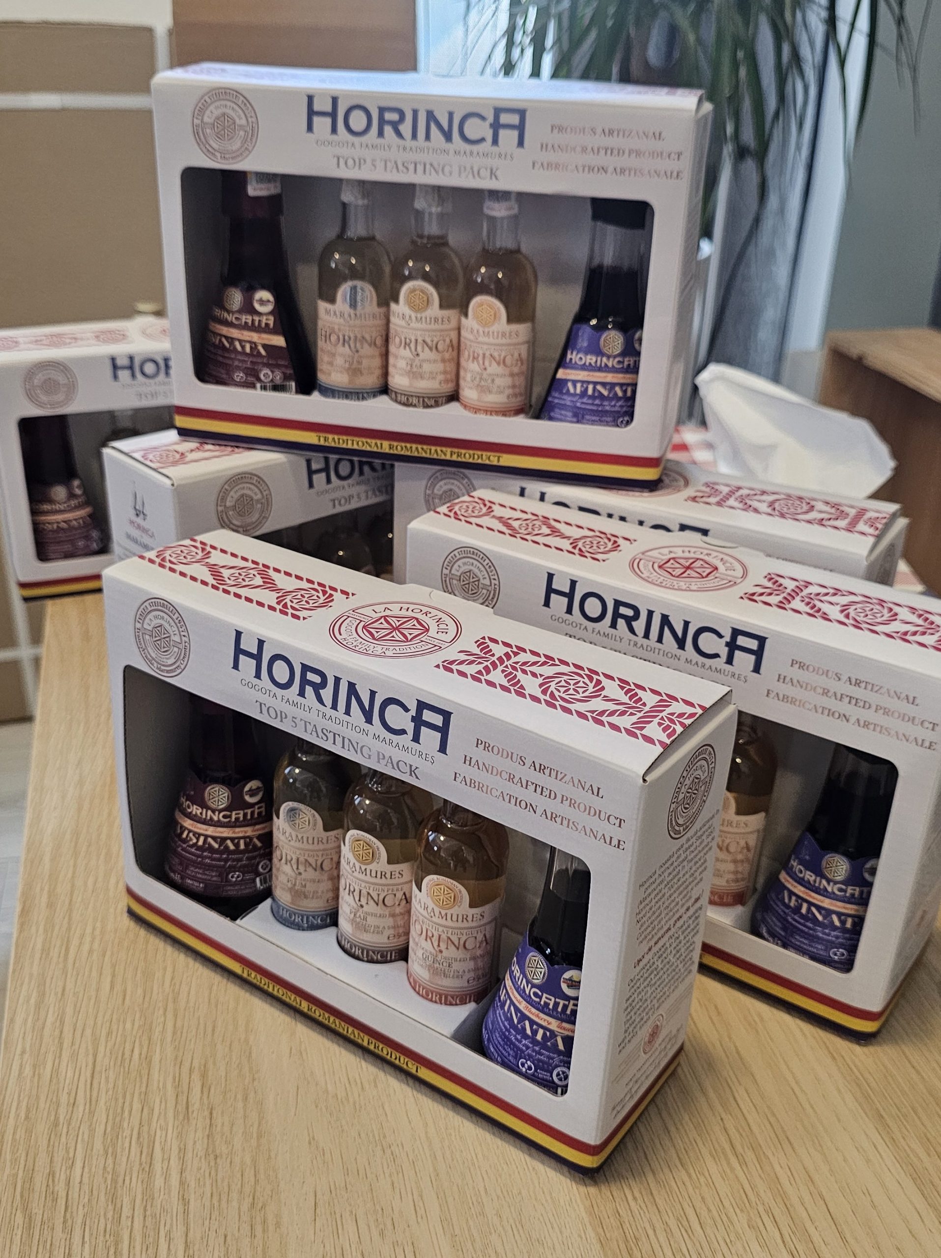 Top 5 Tasting Pack, Pachet de degustare cu Afinata si Visinata 100 ml si 3 miniaturi 50 ml - imagine 3